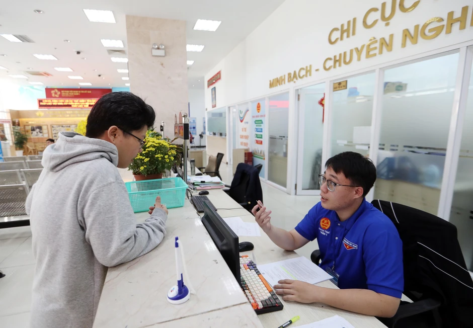 Thuế TP.HCM phát động tháng cao điểm hỗ trợ người nộp thuế Thuế TP.HCM phát động tháng cao điểm hỗ trợ người nộp thuế