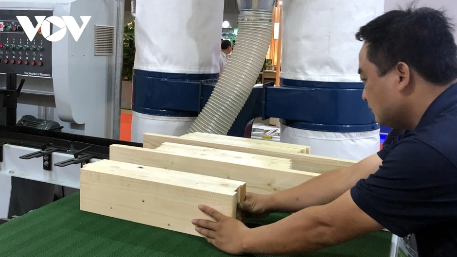 Thương hiệu Quốc gia không phải là một “chiếc áo khoác” bên ngoài Thương hiệu Quốc gia không phải là một “chiếc áo khoác” bên ngoài