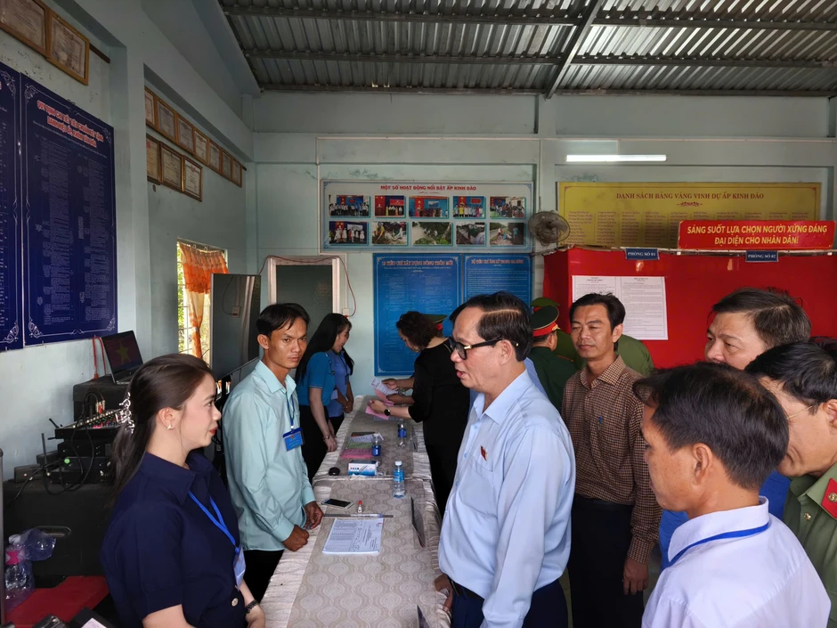 Tiến độ thi công cao tốc về Đất Mũi và cầu vượt biển ra đảo Hòn Khoai Tiến độ thi công cao tốc về Đất Mũi và cầu vượt biển ra đảo Hòn Khoai