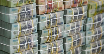 Tiền gửi rời khỏi 13 ngân hàng, nhà băng lớn sững sờ hụt hàng chục nghìn tỷ