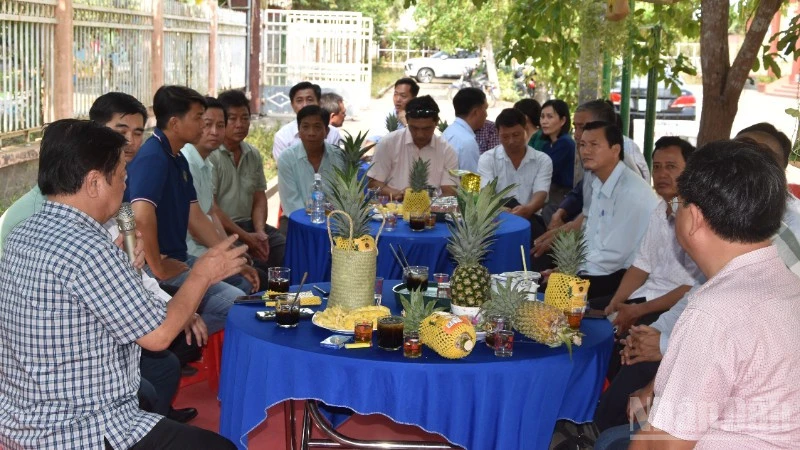 Tiếng nói chung trong mô hình cà-phê khóm Tiếng nói chung trong mô hình cà-phê khóm