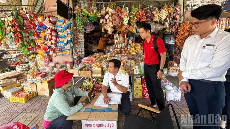 Tiếp sức cho khu vực kinh tế nhỏ: Nuôi dưỡng nguồn thu cho tăng trưởng bền vững Tiếp sức cho khu vực kinh tế nhỏ: Nuôi dưỡng nguồn thu cho tăng trưởng bền vững
