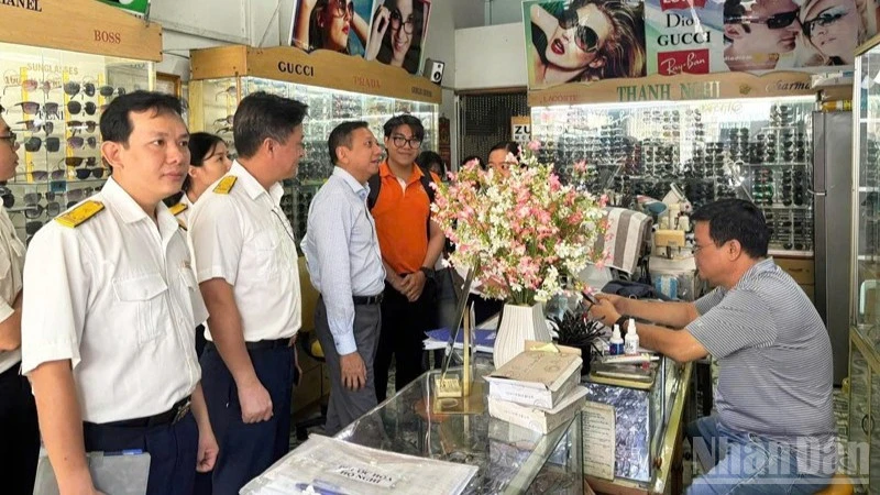 Tiếp sức cho khu vực kinh tế nhỏ: Nuôi dưỡng nguồn thu cho tăng trưởng bền vững Tiếp sức cho khu vực kinh tế nhỏ: Nuôi dưỡng nguồn thu cho tăng trưởng bền vững