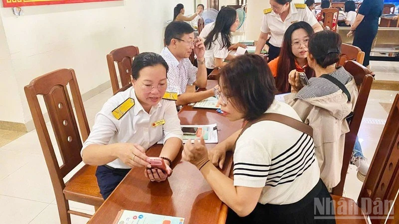 Tiếp sức cho khu vực kinh tế nhỏ: Nuôi dưỡng nguồn thu cho tăng trưởng bền vững Tiếp sức cho khu vực kinh tế nhỏ: Nuôi dưỡng nguồn thu cho tăng trưởng bền vững