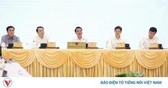 Tiếp tục áp dụng các biện pháp miễn, giảm, gia hạn thuế, phí hỗ trợ doanh nghiệp