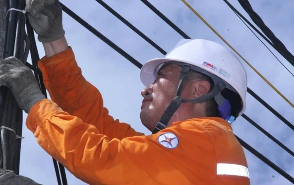 Tiêu thụ điện liên tục lập kỷ lục Tiêu thụ điện liên tục lập kỷ lục