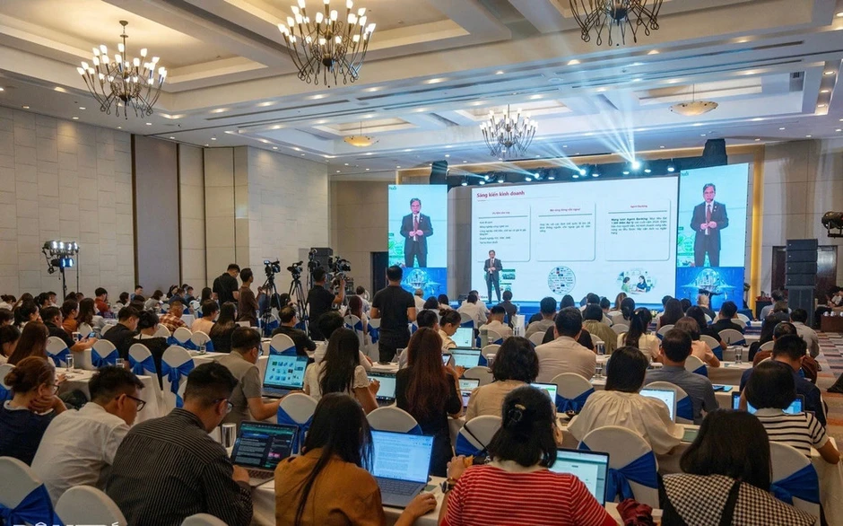 Tìm động lực tăng trưởng 2 con số bền vững trong bối cảnh biến động Tìm động lực tăng trưởng 2 con số bền vững trong bối cảnh biến động
