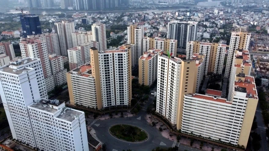Tín dụng không thể mãi là “bà đỡ” cho bất động sản Tín dụng không thể mãi là “bà đỡ” cho bất động sản