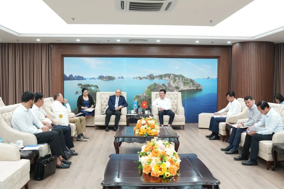 TKV thúc đẩy hợp tác với Kazakhstan, nghiên cứu tái chế chất thải ngành than theo mô hình kinh tế tuần hoàn TKV thúc đẩy hợp tác với Kazakhstan, nghiên cứu tái chế chất thải ngành than theo mô hình kinh tế tuần hoàn