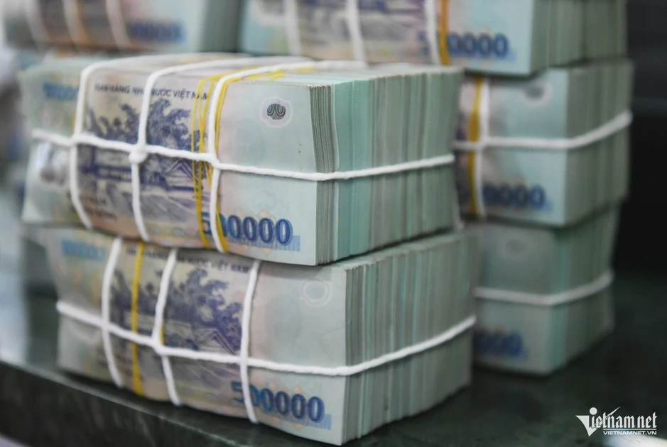 Tổng giám đốc trả giá vì ‘mượn’ tài khoản nhân viên nhận tiền bán hàng Tổng giám đốc trả giá vì ‘mượn’ tài khoản nhân viên nhận tiền bán hàng