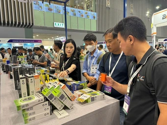 TP Hồ Chí Minh: Hơn 300 doanh nghiệp tham gia Triển lãm Điện tử và Thiết bị thông minh quốc tế