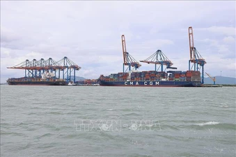 TP. Hồ Chí Minh muốn trở thành&nbsp;'cảng trung chuyển dòng vốn'&nbsp;cho kinh tế biển