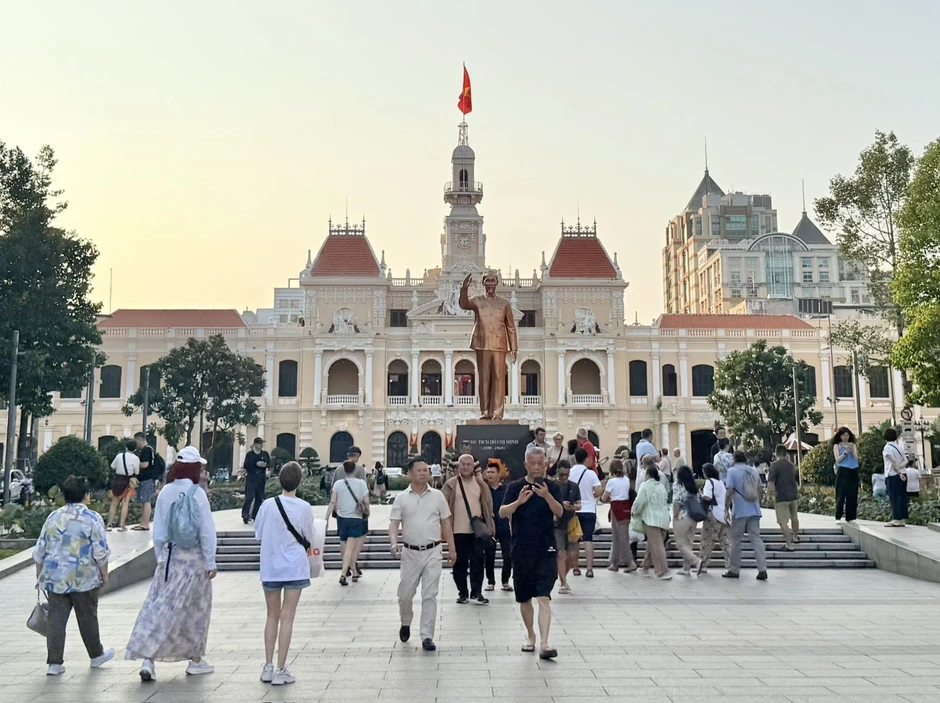 TP Hồ Chí Minh nâng tầm quà tặng lưu niệm mang bản sắc riêng TP Hồ Chí Minh nâng tầm quà tặng lưu niệm mang bản sắc riêng