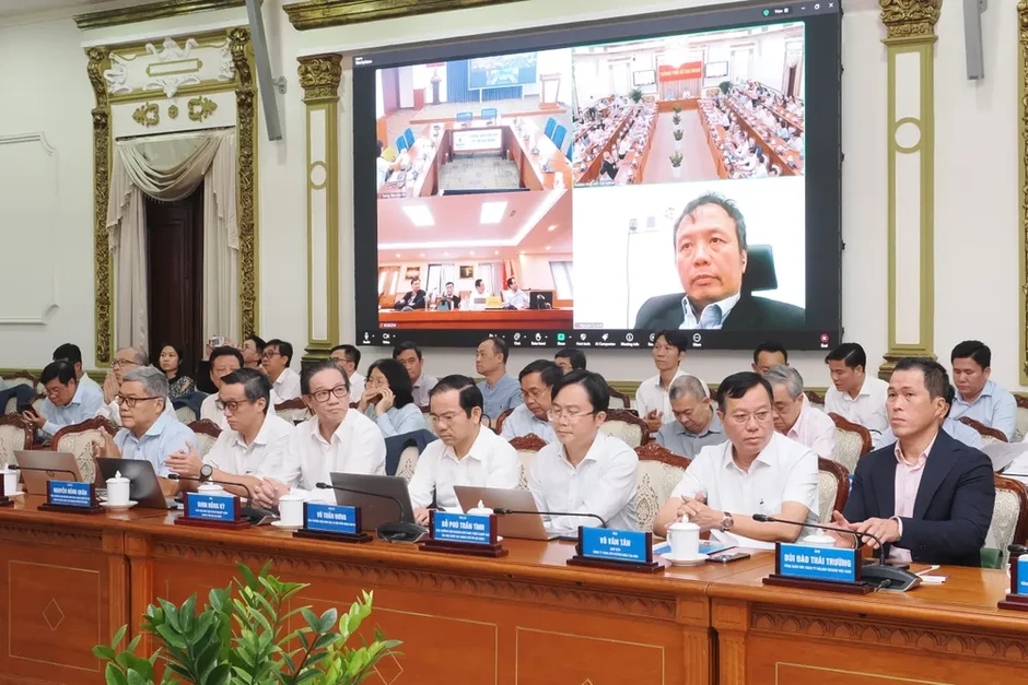 TPHCM bàn giải pháp tăng trưởng 2 con số giữa biến động thế giới TPHCM bàn giải pháp tăng trưởng 2 con số giữa biến động thế giới