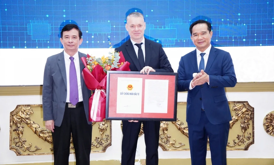 TP.HCM bứt tốc thu hút FDI, tiến gần mốc 11 tỷ USD TP.HCM bứt tốc thu hút FDI, tiến gần mốc 11 tỷ USD