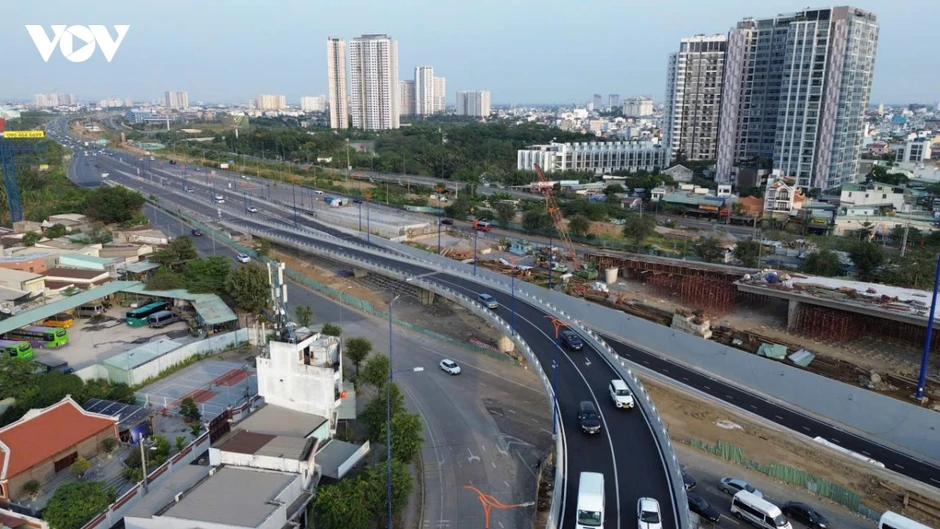 TP.HCM dẫn đầu cả nước về quy mô doanh nghiệp với gần 300.000 đơn vị hoạt động TP.HCM dẫn đầu cả nước về quy mô doanh nghiệp với gần 300.000 đơn vị hoạt động