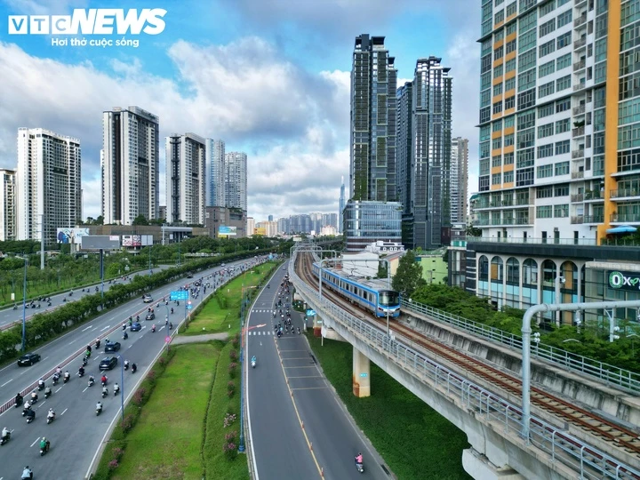 TP.HCM đẩy nhanh thi công Metro số 2, sắp khởi công thêm 3 tuyến mới TP.HCM đẩy nhanh thi công Metro số 2, sắp khởi công thêm 3 tuyến mới