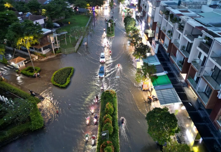 TP.HCM đề xuất làm cấp bách 27 dự án giao thông trọng điểm gần 300.000 tỷ đồng TP.HCM đề xuất làm cấp bách 27 dự án giao thông trọng điểm gần 300.000 tỷ đồng