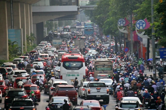 TP.HCM không ‘nhồi cao ốc vào nội đô’, Hà Nội thì sao? TP.HCM không ‘nhồi cao ốc vào nội đô’, Hà Nội thì sao?