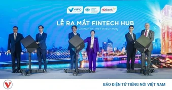 TP.HCM ra mắt Fintech Hub, hỗ trợ DN kết nối sâu với thị trường vốn quốc tế
