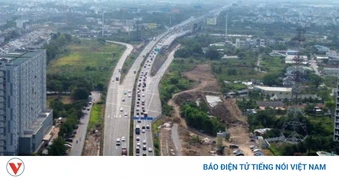 TP.HCM siết tiến độ giải ngân đầu tư công, cảnh báo “thẻ vàng”, “thẻ đỏ”