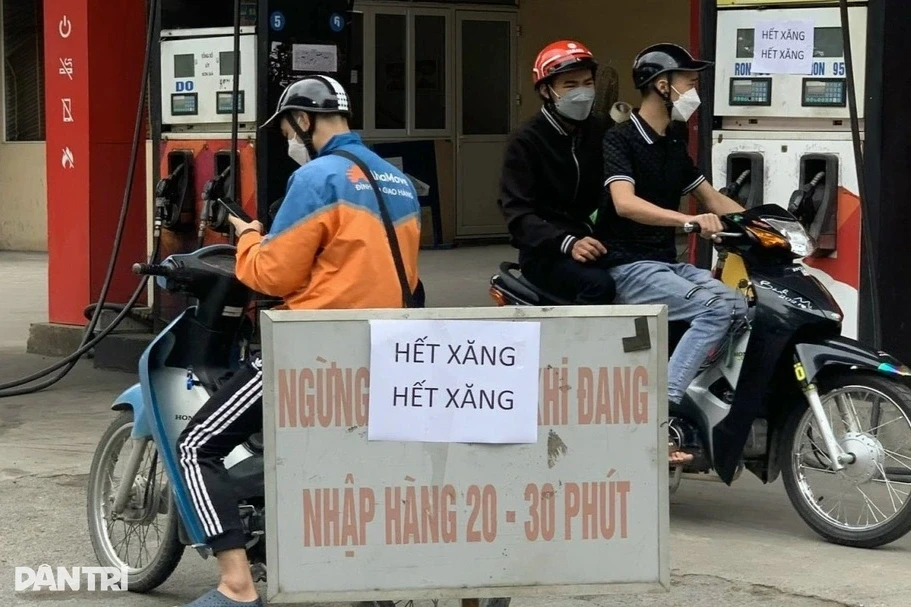 Tranh luận phương án mua bán xăng dầu giữa các doanh nghiệp phân phối Tranh luận phương án mua bán xăng dầu giữa các doanh nghiệp phân phối