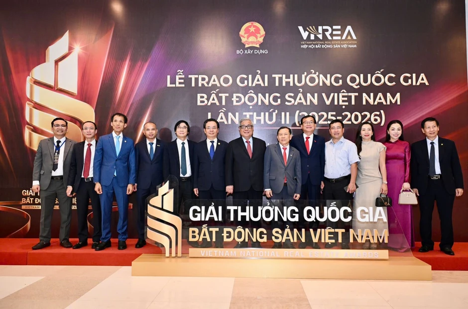 Trao Giải thưởng Quốc gia Bất động sản Việt Nam lần thứ II Trao Giải thưởng Quốc gia Bất động sản Việt Nam lần thứ II