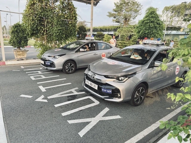 Từ 1.7, thi bằng lái ô tô được dùng xe điện, xác thực nhận diện khuôn mặt Từ 1.7, thi bằng lái ô tô được dùng xe điện, xác thực nhận diện khuôn mặt
