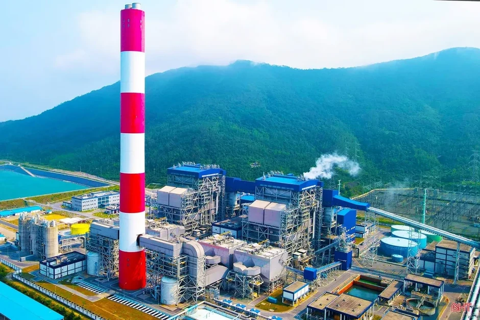 Từ đà tăng 12,42%: Hà Tĩnh định hình trục tăng trưởng công nghiệp, năng lượng Từ đà tăng 12,42%: Hà Tĩnh định hình trục tăng trưởng công nghiệp, năng lượng