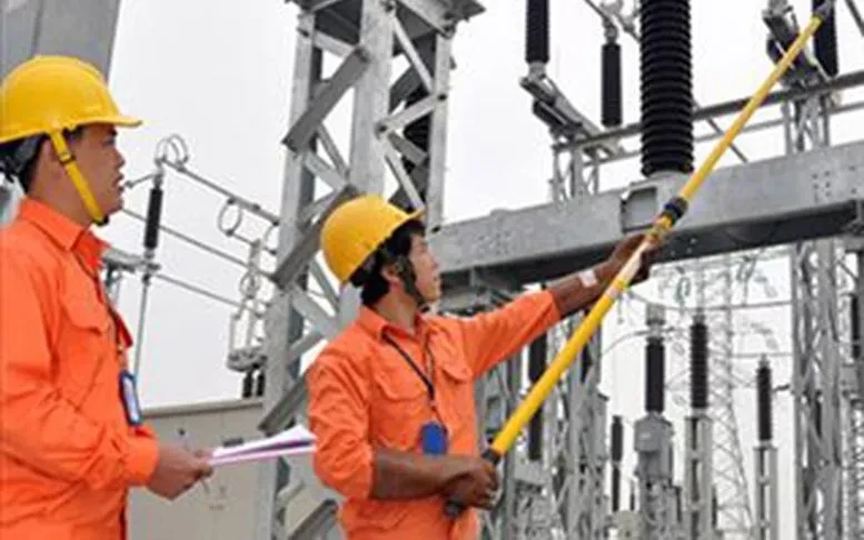 Từ ngày 15/8, EVN đưa tổng đài chăm sóc khách hàng 1558 vào hoạt động trên toàn quốc Từ ngày 15/8, EVN đưa tổng đài chăm sóc khách hàng 1558 vào hoạt động trên toàn quốc