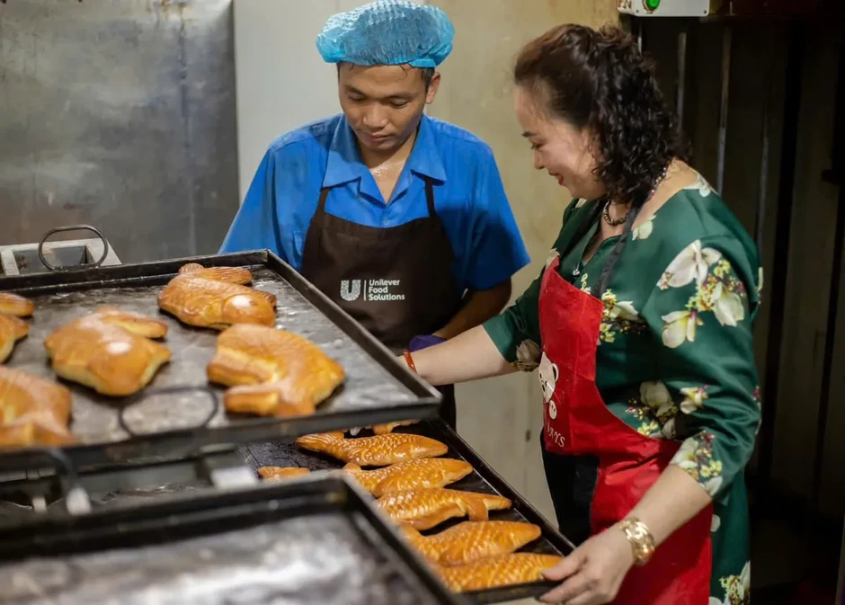 Từ phố cổ đến sàn thương mại điện tử: Mở rộng đầu ra cho hàng Việt Từ phố cổ đến sàn thương mại điện tử: Mở rộng đầu ra cho hàng Việt