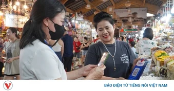 Từ thanh toán không tiền mặt chuyển sang hệ sinh thái tài chính số toàn diện