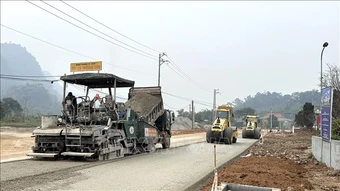 Tuyến&nbsp;đường cách mạng Tân Trào -Trung Yên gấp rút về đích trước ngày 19/5