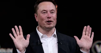 Tỷ phú Elon Musk chuyển nhà ra xe kéo để đốc thúc đại dự án xAI