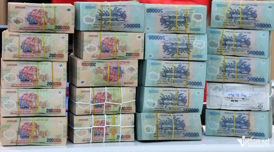 Tỷ phú Phạm Nhật Vượng lập kỷ lục mới; ông Khuất Việt Hùng tham gia HĐQT Vietjet Tỷ phú Phạm Nhật Vượng lập kỷ lục mới; ông Khuất Việt Hùng tham gia HĐQT Vietjet