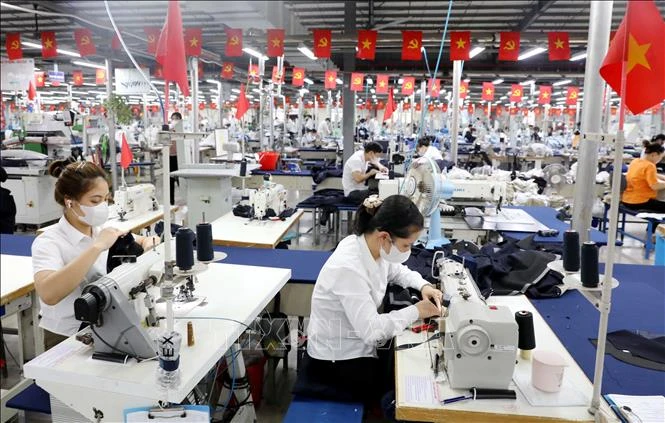 Văn hóa doanh nghiệp - 'trụ cột mềm' của nền kinh tế hiện đại - Bài 4: 'Thích nghi văn hóa' giúp ngành dệt may tự tin hội nhập Văn hóa doanh nghiệp - 'trụ cột mềm' của nền kinh tế hiện đại - Bài 4: 'Thích nghi văn hóa' giúp ngành dệt may tự tin hội nhập