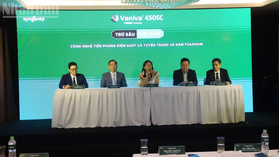 Vaniva® 450SC - giải pháp cho bệnh vàng lá thối rễ ở cây trồng Vaniva® 450SC - giải pháp cho bệnh vàng lá thối rễ ở cây trồng