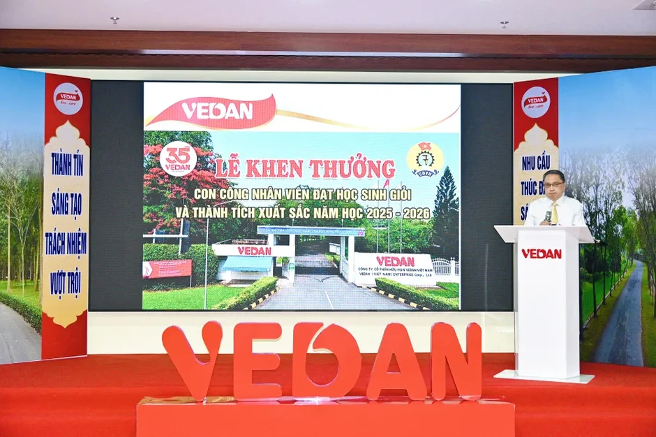 Vedan Việt Nam tuyên dương gần 1.000 học sinh là con cán bộ công nhân viên đạt thành tích học tập xuất sắc Vedan Việt Nam tuyên dương gần 1.000 học sinh là con cán bộ công nhân viên đạt thành tích học tập xuất sắc