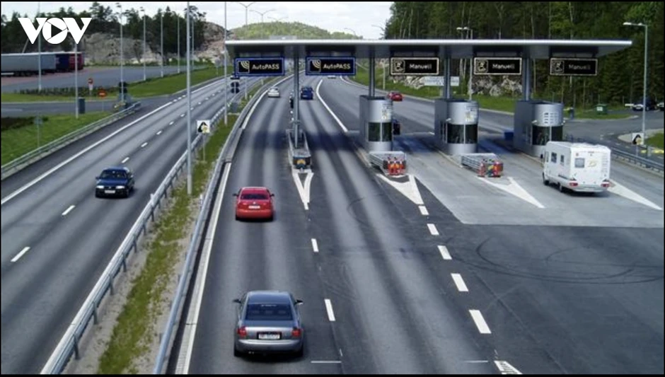 VETC muốn thu phí dịch vụ: Soi 3 hợp đồng, có hay không phí chồng phí? VETC muốn thu phí dịch vụ: Soi 3 hợp đồng, có hay không phí chồng phí?