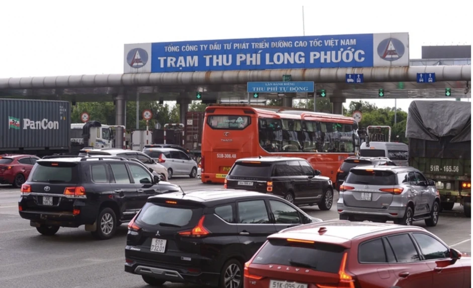 VETC muốn thu phí dịch vụ: Soi 3 hợp đồng, có hay không phí chồng phí? VETC muốn thu phí dịch vụ: Soi 3 hợp đồng, có hay không phí chồng phí?