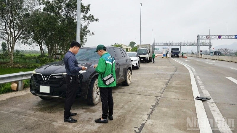 VETC tiếp tục vận hành thu phí ETC trên 4 tuyến cao tốc VETC tiếp tục vận hành thu phí ETC trên 4 tuyến cao tốc