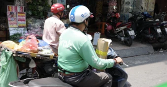Vì sao gọi xe công nghệ chạy xăng khó khăn?