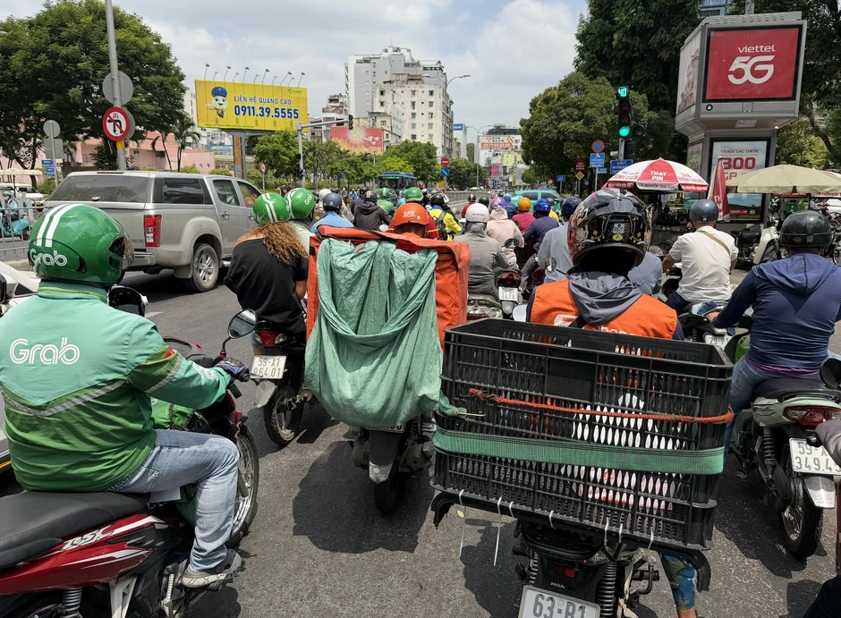 Vì sao gọi xe công nghệ chạy xăng khó khăn? Vì sao gọi xe công nghệ chạy xăng khó khăn?