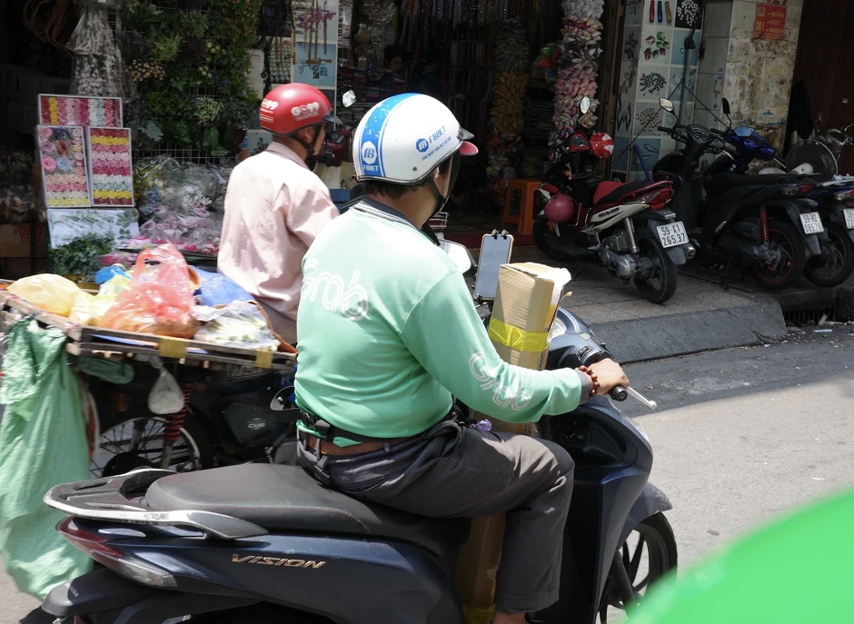 Vì sao gọi xe công nghệ chạy xăng khó khăn? Vì sao gọi xe công nghệ chạy xăng khó khăn?