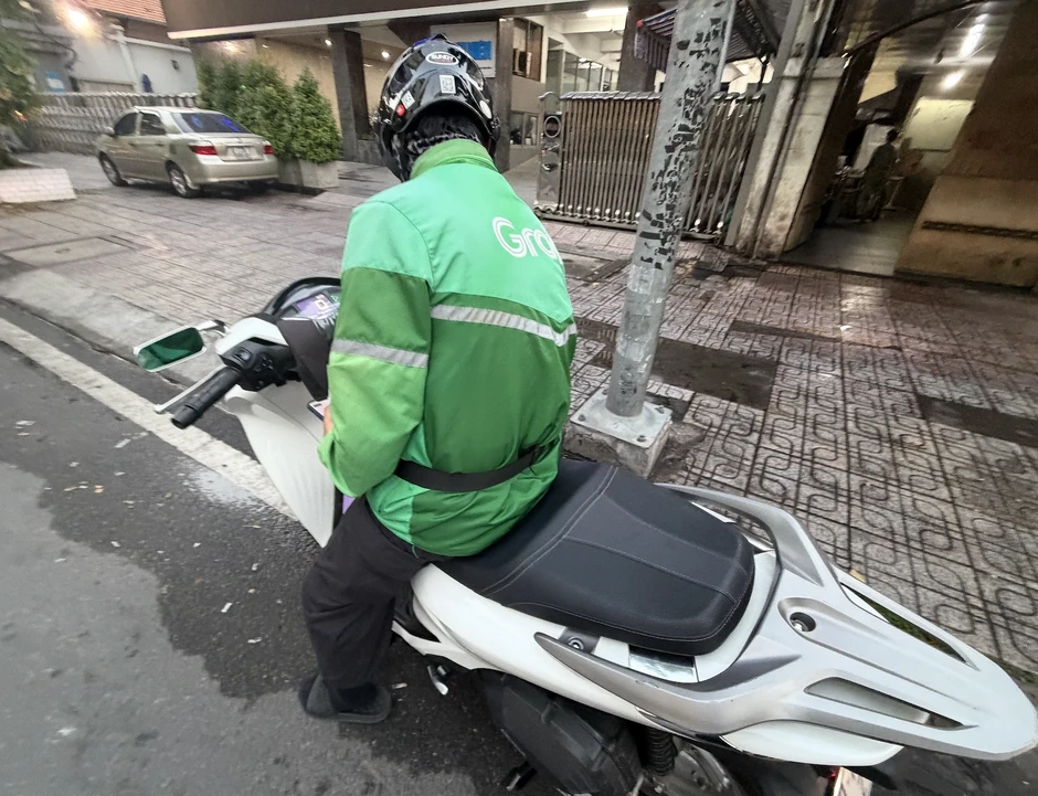 Vì sao gọi xe công nghệ chạy xăng khó khăn? Vì sao gọi xe công nghệ chạy xăng khó khăn?