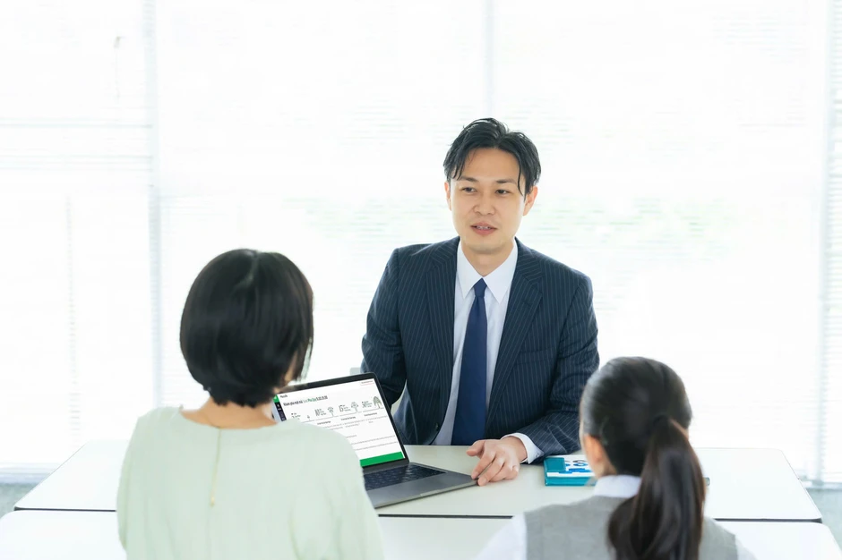 Vì sao nhân sự bất động sản, ngân hàng lâu năm… chuyển sang tư vấn bảo hiểm? Vì sao nhân sự bất động sản, ngân hàng lâu năm… chuyển sang tư vấn bảo hiểm?