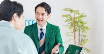Vì sao nhiều gia đình trên thế giới dành hơn 20% tài sản cho bảo hiểm và hưu trí?