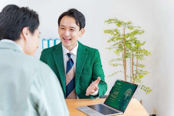 Vì sao nhiều gia đình trên thế giới dành hơn 20% tài sản cho bảo hiểm và hưu trí? Vì sao nhiều gia đình trên thế giới dành hơn 20% tài sản cho bảo hiểm và hưu trí?