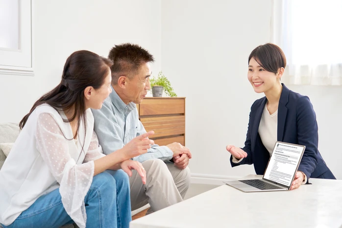 Vì sao nhiều gia đình trên thế giới dành hơn 20% tài sản cho bảo hiểm và hưu trí? Vì sao nhiều gia đình trên thế giới dành hơn 20% tài sản cho bảo hiểm và hưu trí?