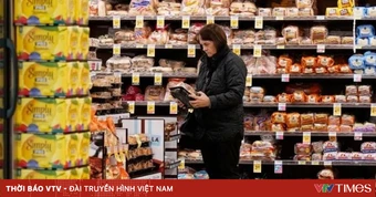 Việc làm tăng mạnh, người Mỹ vẫn thận trọng mở "hầu bao"